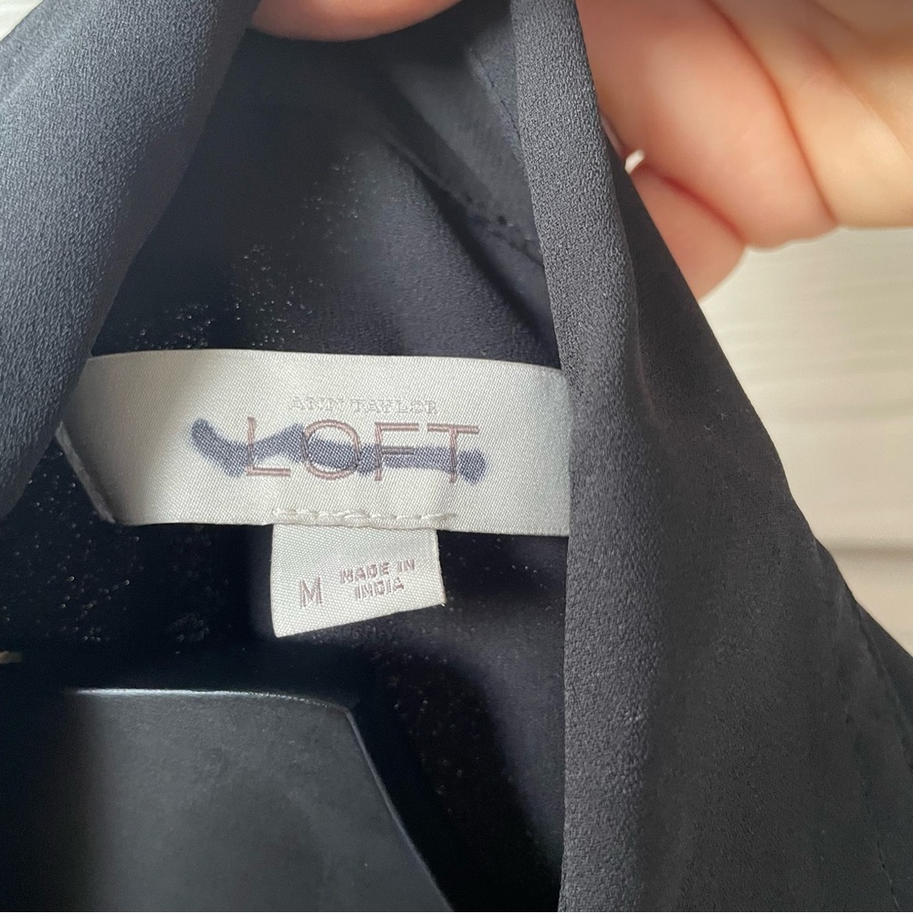Ann Taylor Loft Women’s Black Sheer Blouse, Size M - Picture 4 of 7